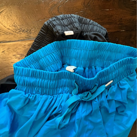 XS women’s shorts with liner shorts 2” inseam - blue and black combo pack - Picture 3 of 4